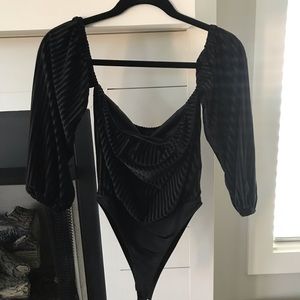 Forever 21 Off the Shoulder Bodysuit Small